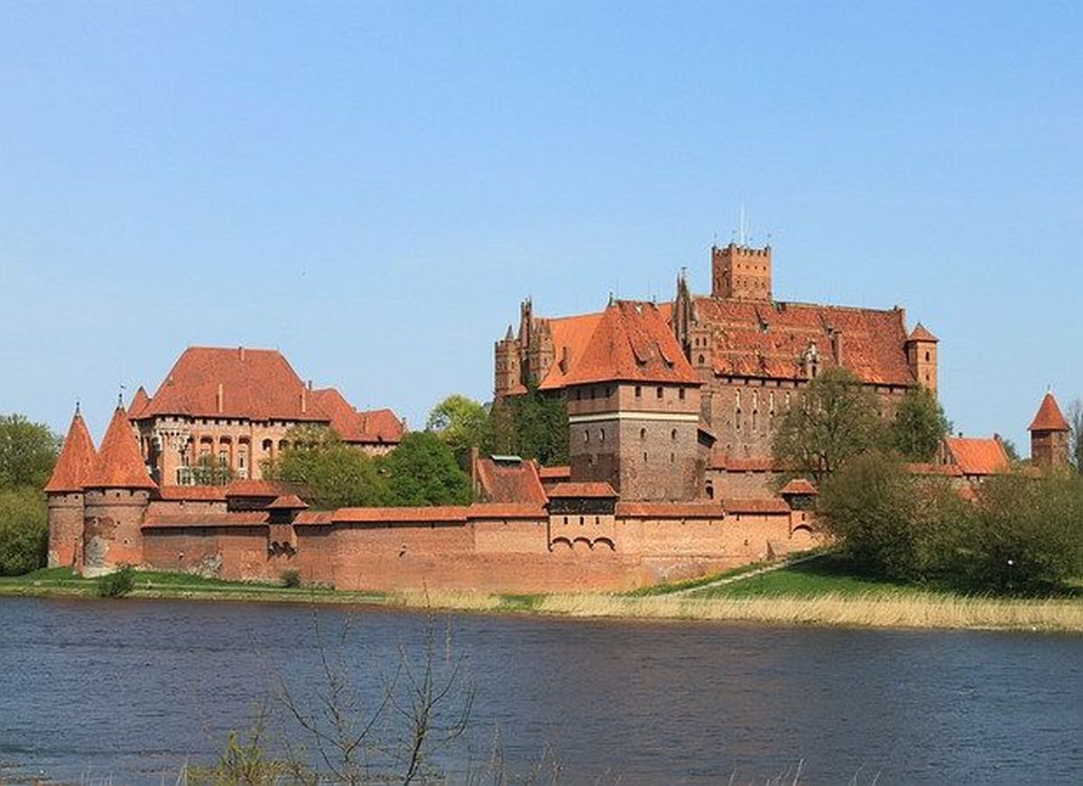 KASZUBY + MALBORK